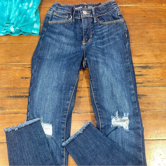 Colorful back to school Clothing Bundle 10/12 - Picture 9 of 11